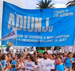 Masiva marcha universitaria en Jujuy en defensa de la educación pública