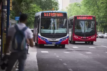 Se suspendió el paro de colectivos. La UTA llegó a un acuerdo parcial.